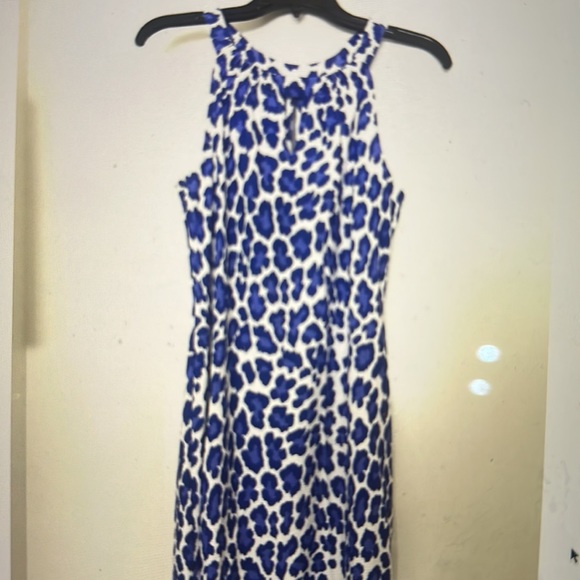 Jude Connally dress. Blue and white Leopard print. 80% nylon 20%spandex. - Picture 6 of 8